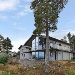 Properties in the Norrbotten area to rent on a long-term basis or purchase.